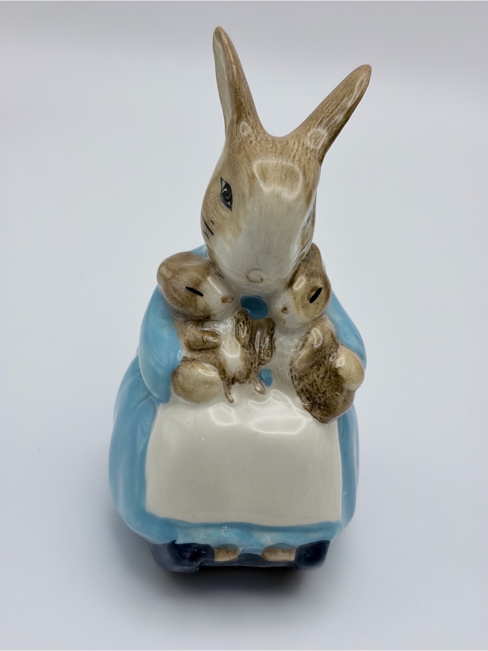 Vintage, Royal Albert England, Beatrix Potter,
“Mrs. Rabbit and Bunnies”